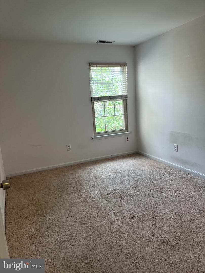 4104 Waltham Court photo 12