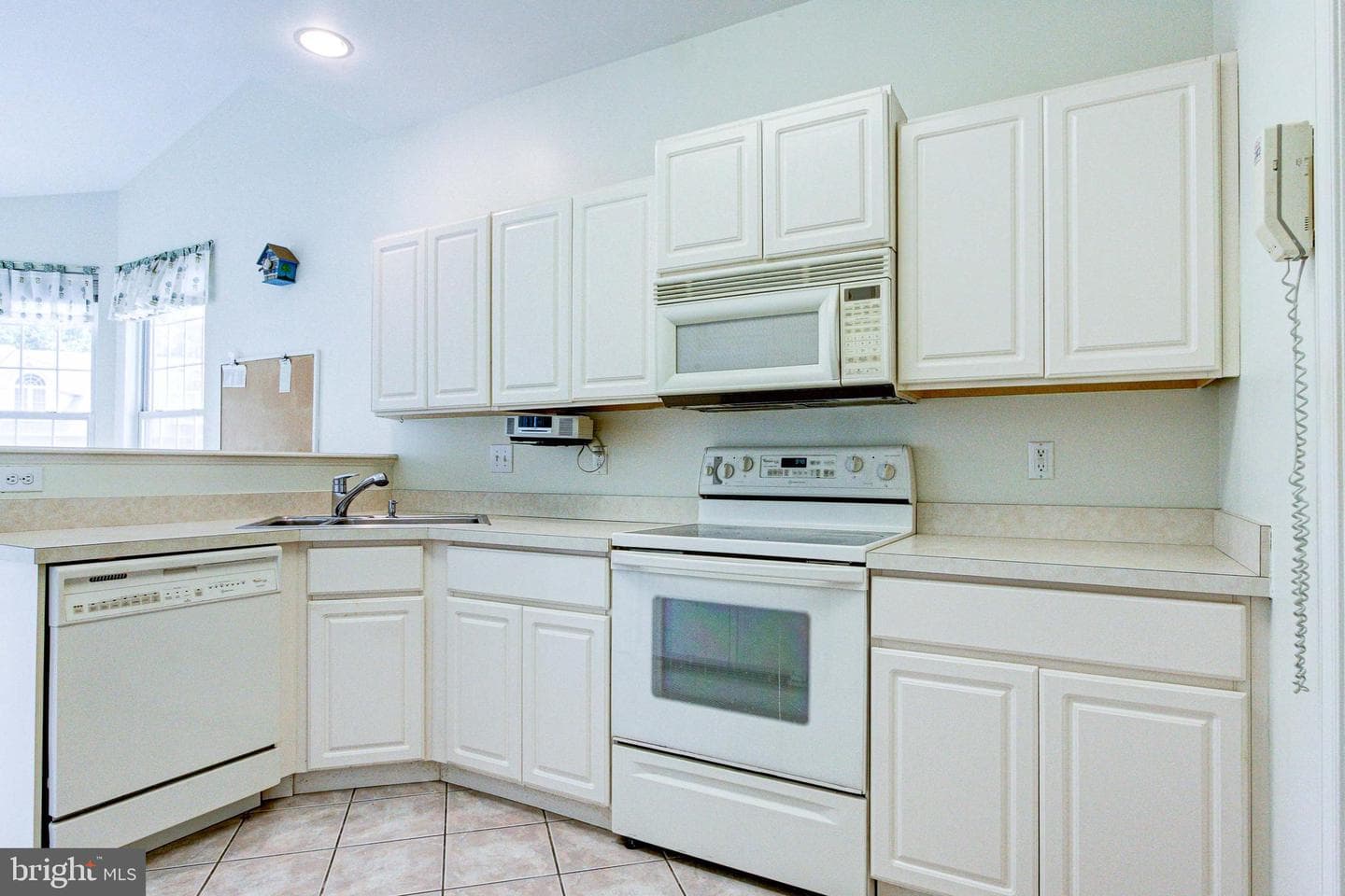 512 Poppy Court photo 11