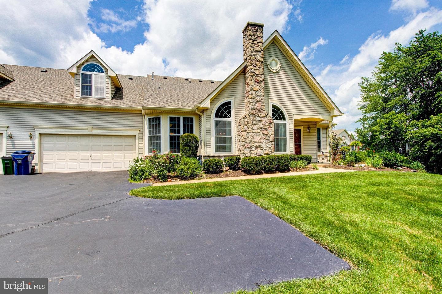 512 Poppy Court photo 2