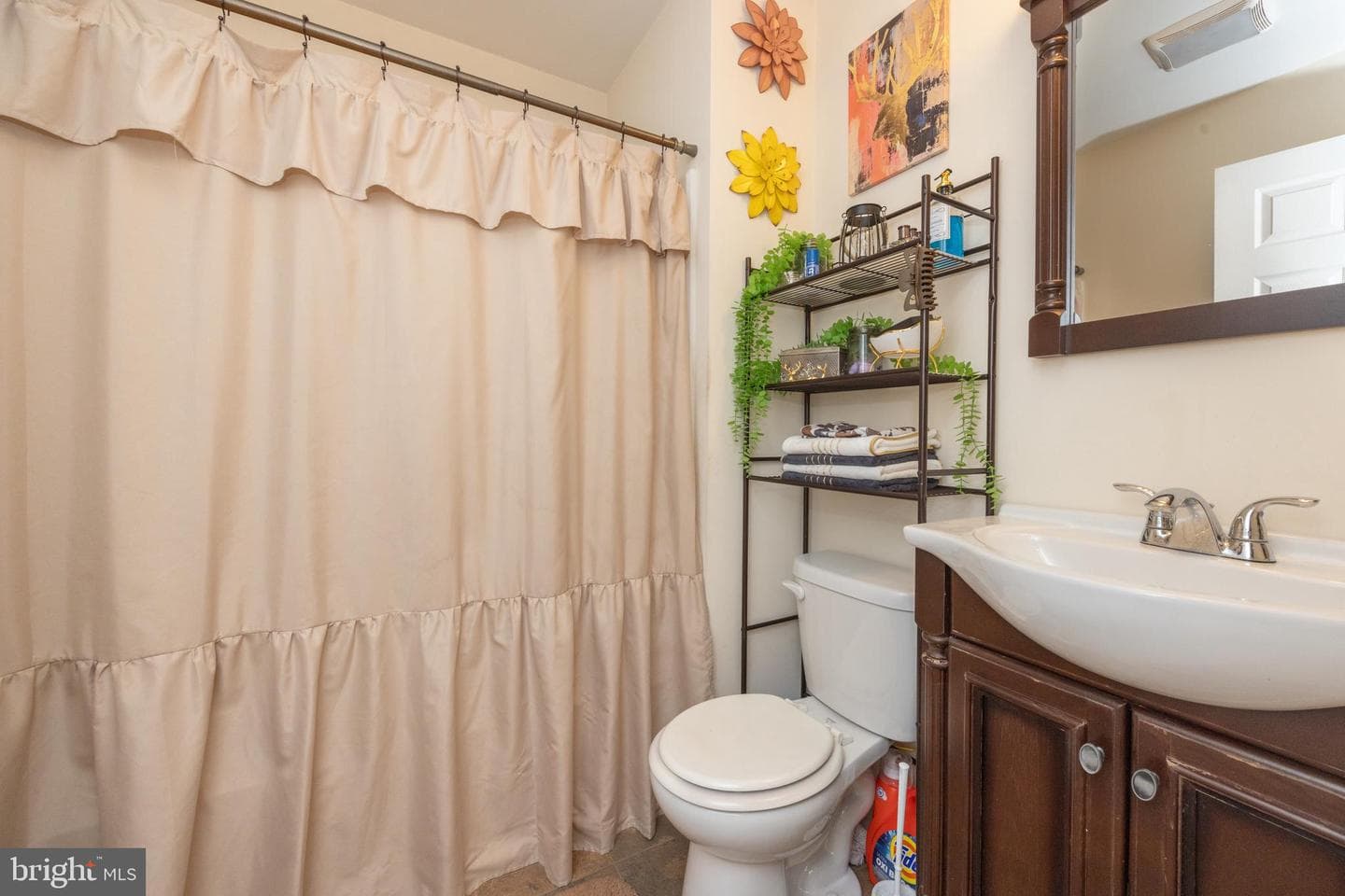 612 Pond Street photo 13