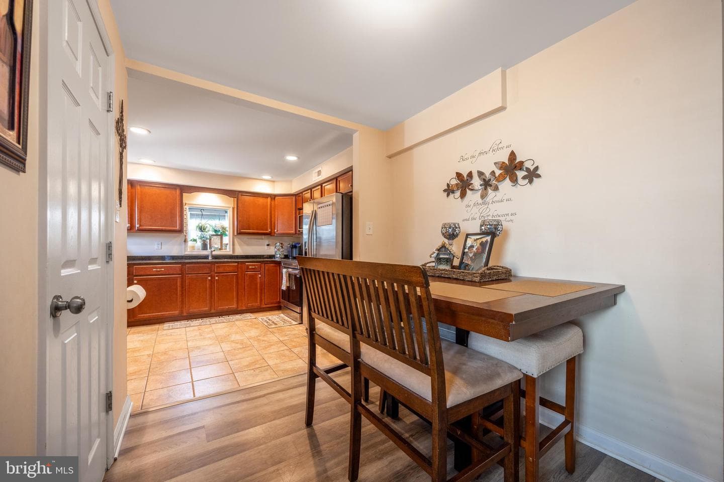 612 Pond Street photo 6