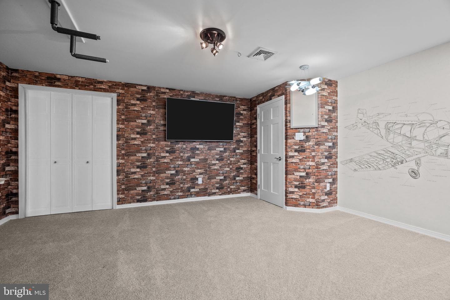 1511 Pownal Drive photo 38