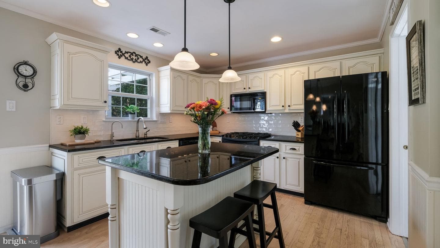 104 Equestrian Drive photo 12
