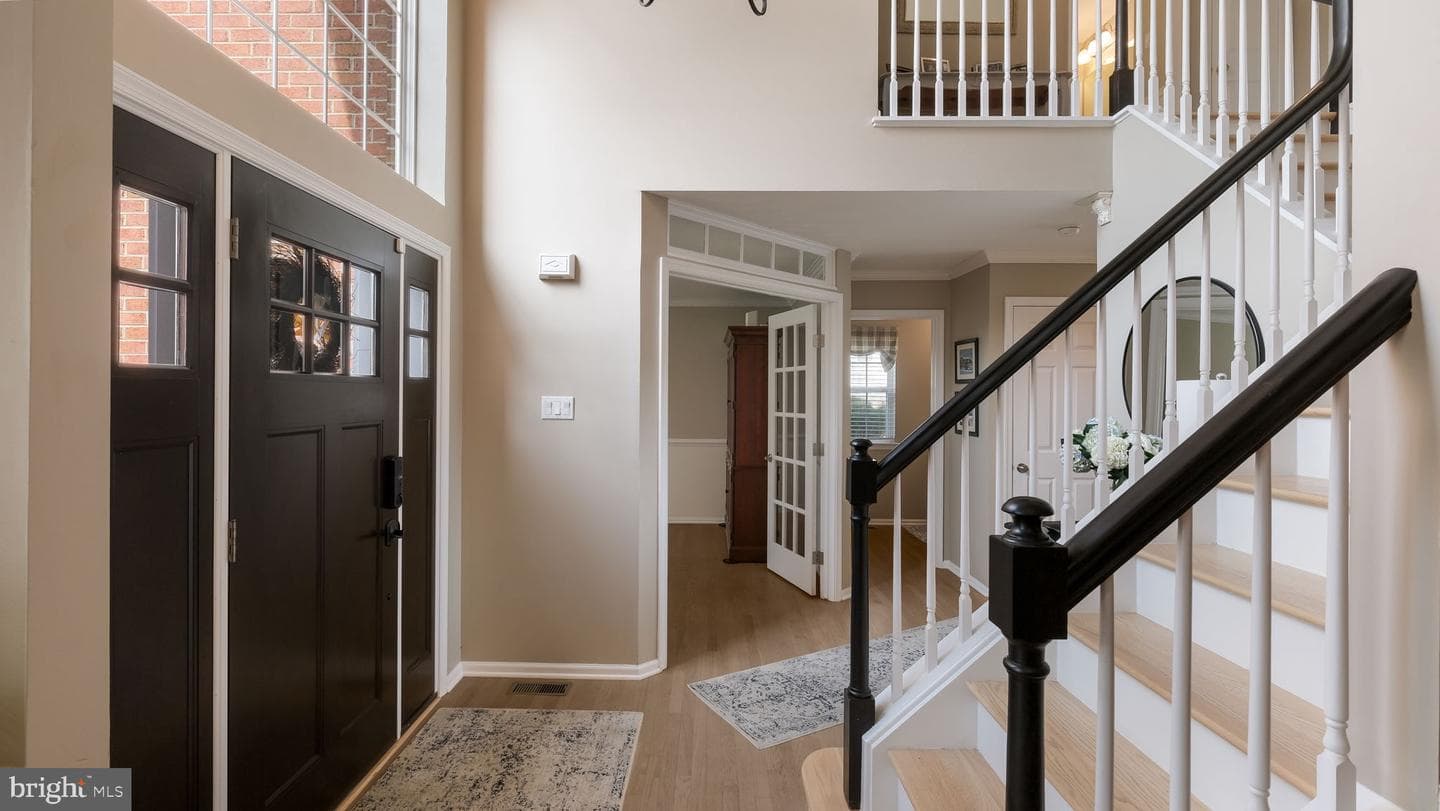 104 Equestrian Drive photo 4