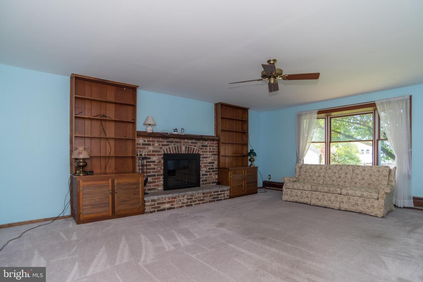 1205 Newport Road photo 2