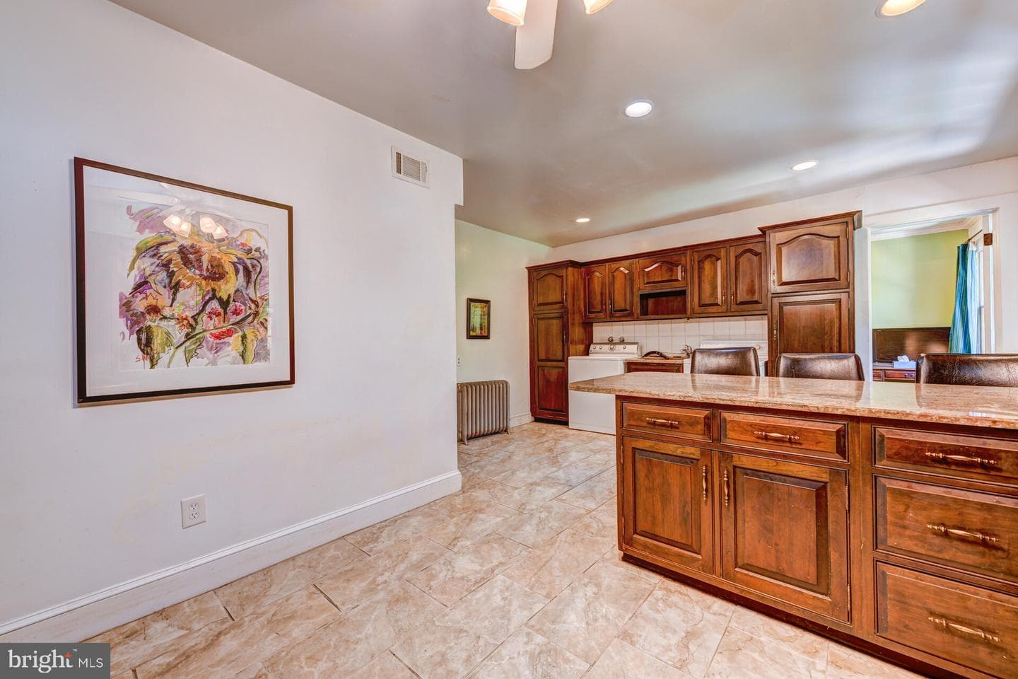 3 Ridge Avenue photo 4