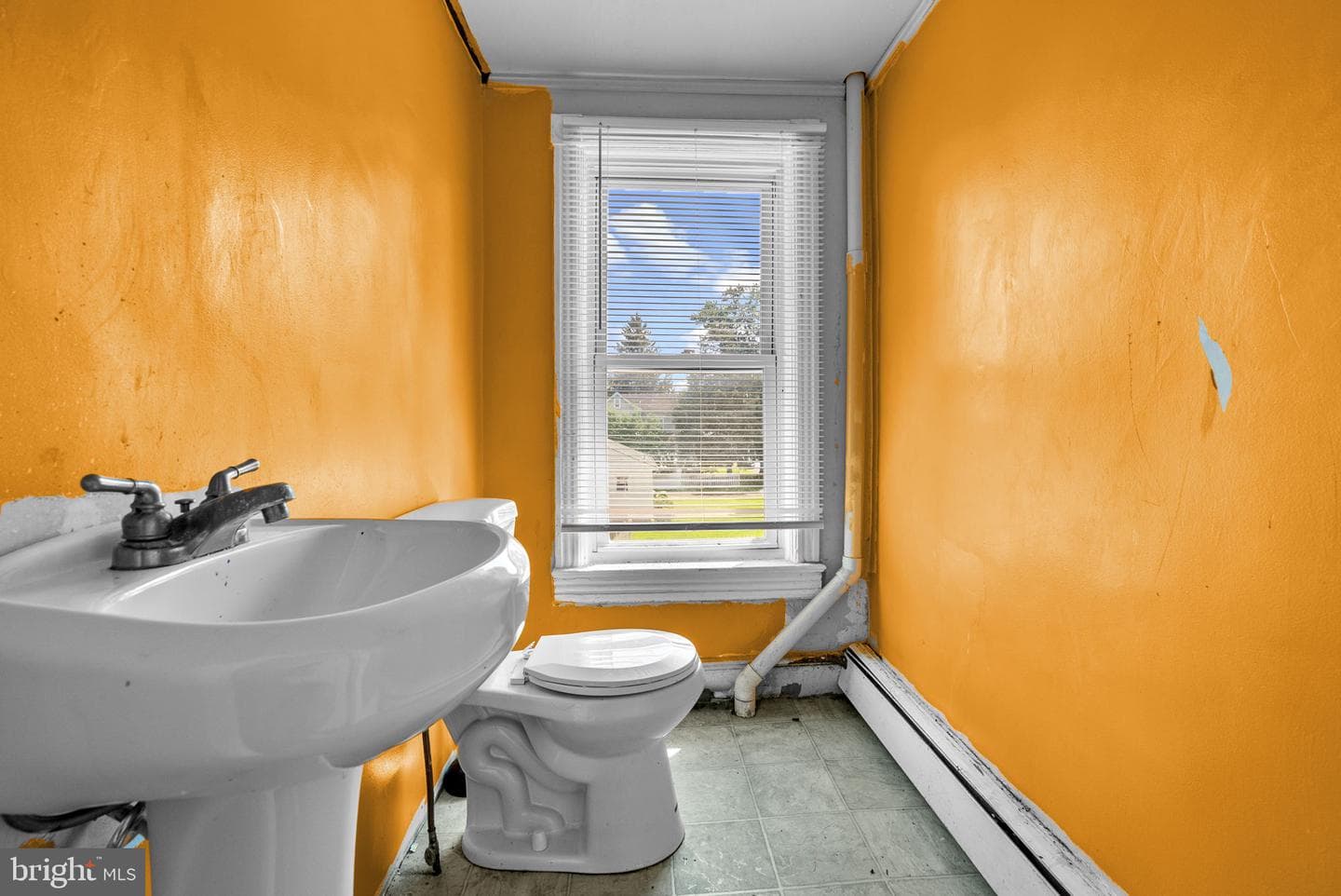 203 Robertson Avenue photo 28