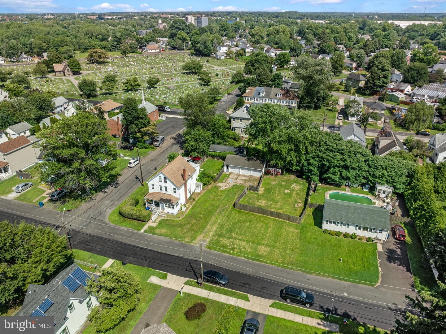 203 Robertson Avenue photo 37