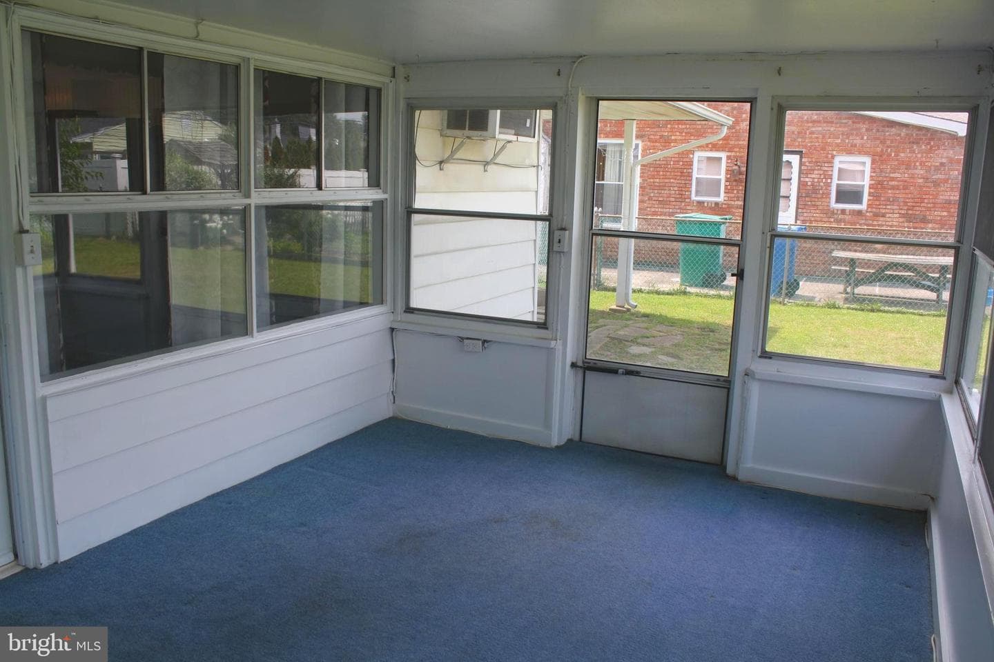 61 Shepherd Lane photo 20