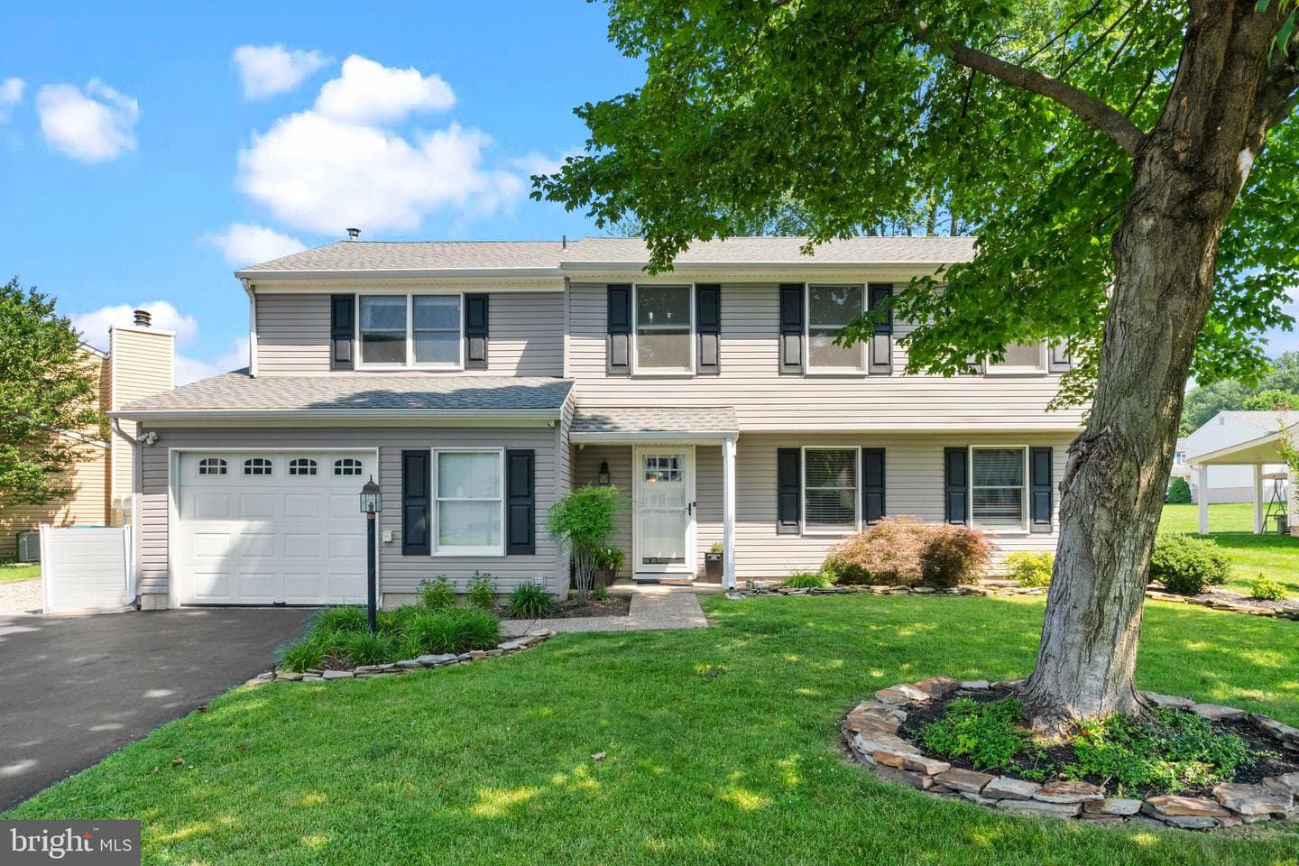 249 Bernick Drive photo 1