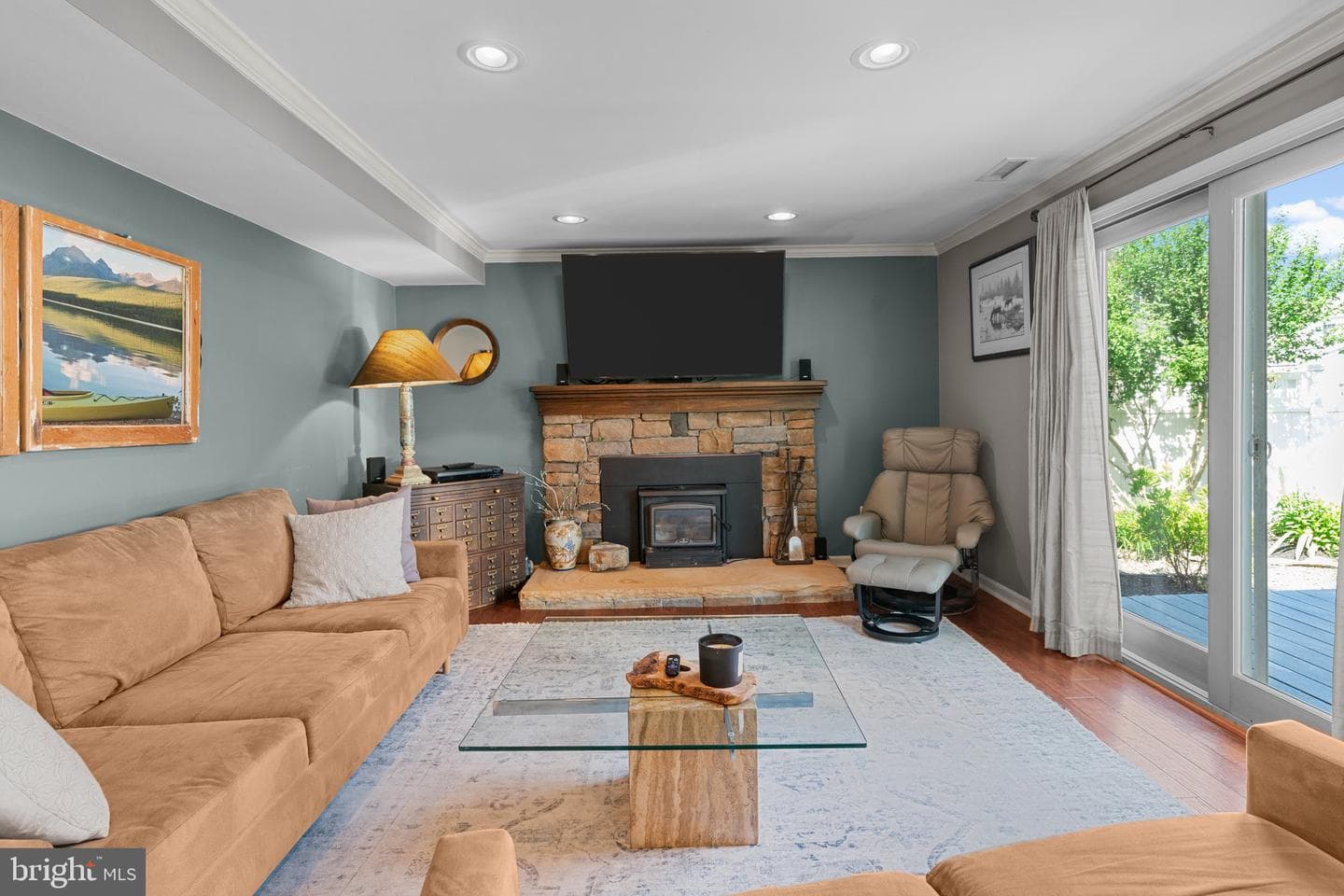 249 Bernick Drive photo 11