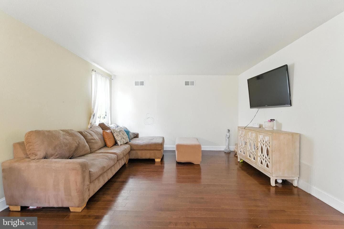 2549 Arrowhead Drive photo 10