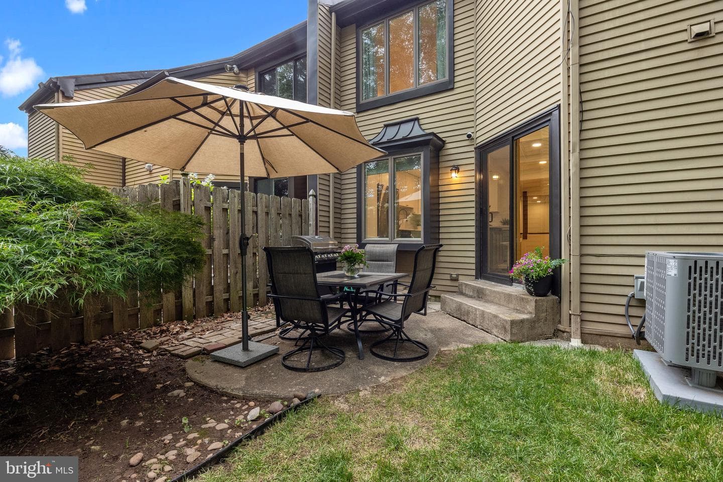 13 Colchester Place photo 34