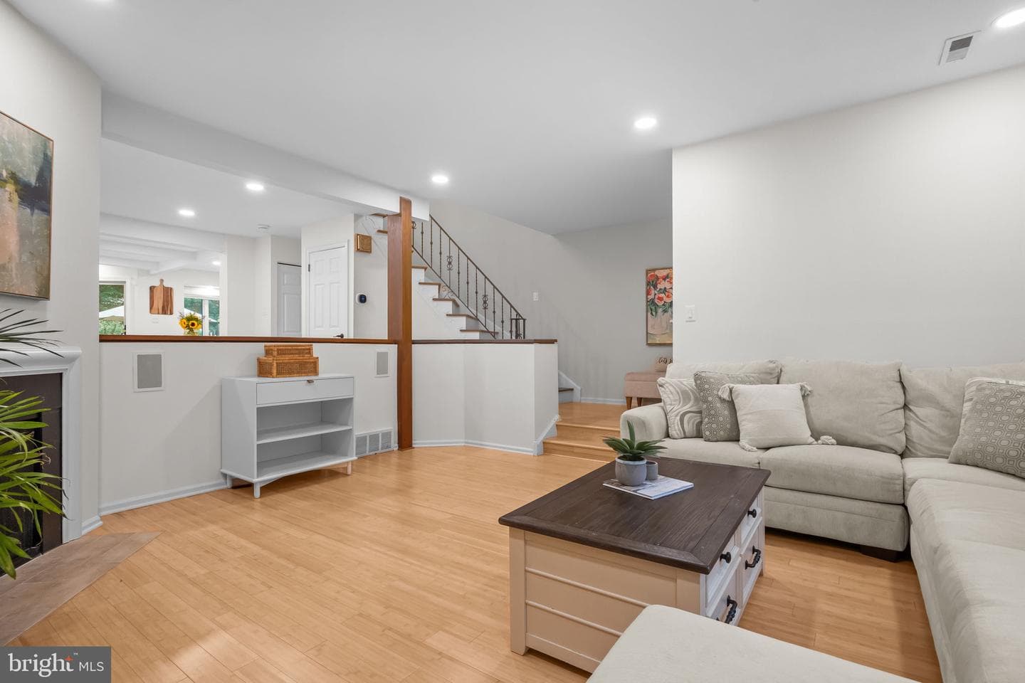 13 Colchester Place photo 8