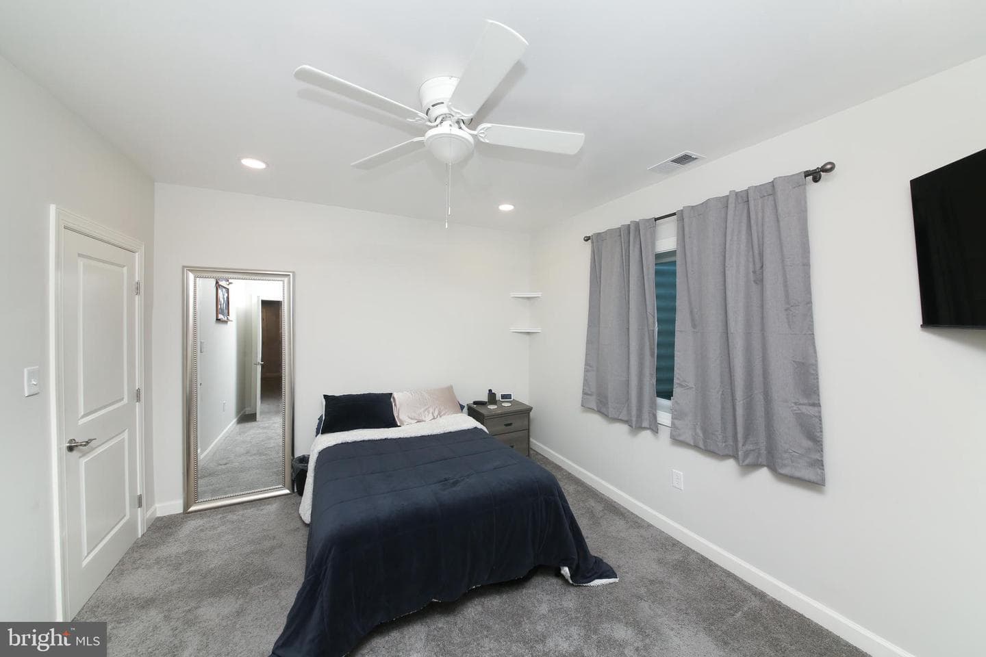 1088 Mariwill Drive photo 27