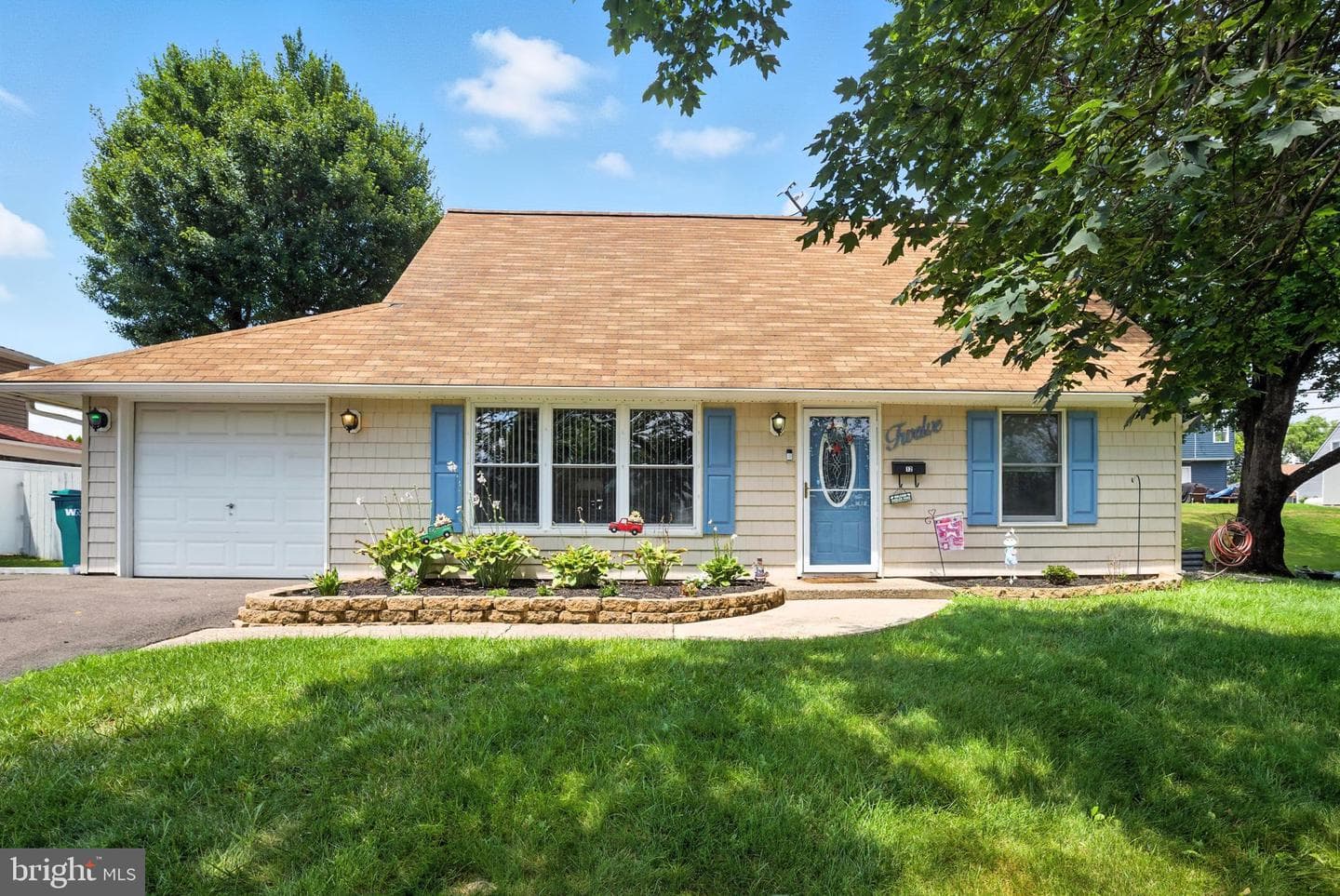 12 Tulip Tree Road photo 2