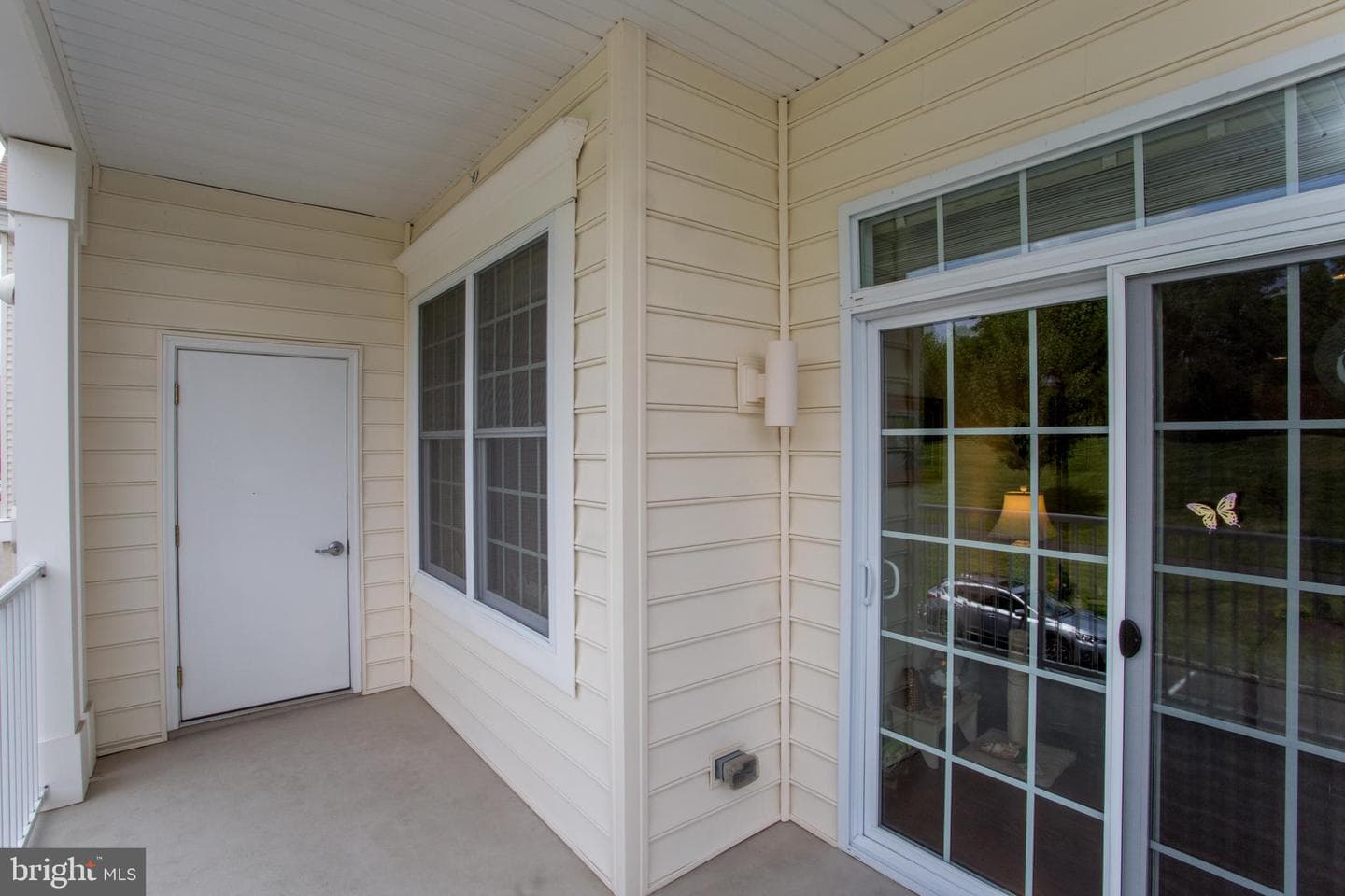 5212 Meridian Boulevard photo 35