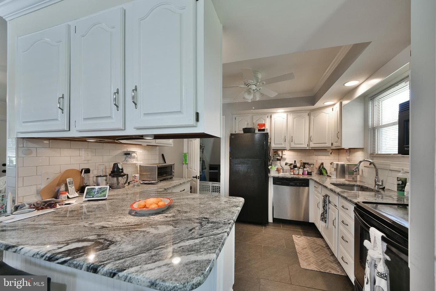 51 Lewis Street photo 11