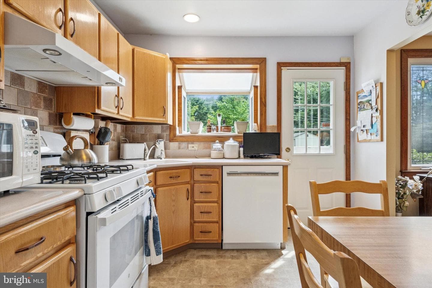 415 Jerome Road photo 11