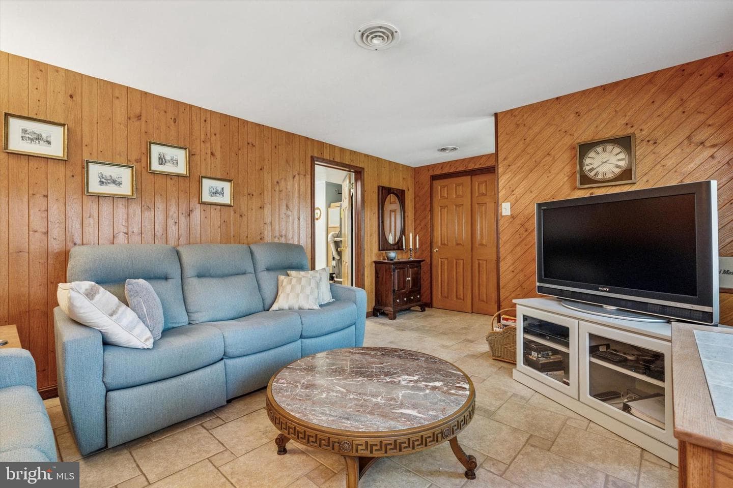 415 Jerome Road photo 4