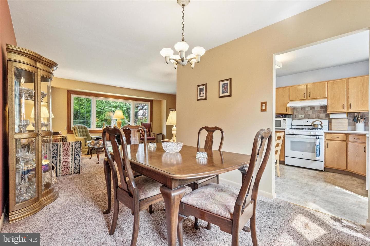 415 Jerome Road photo 9