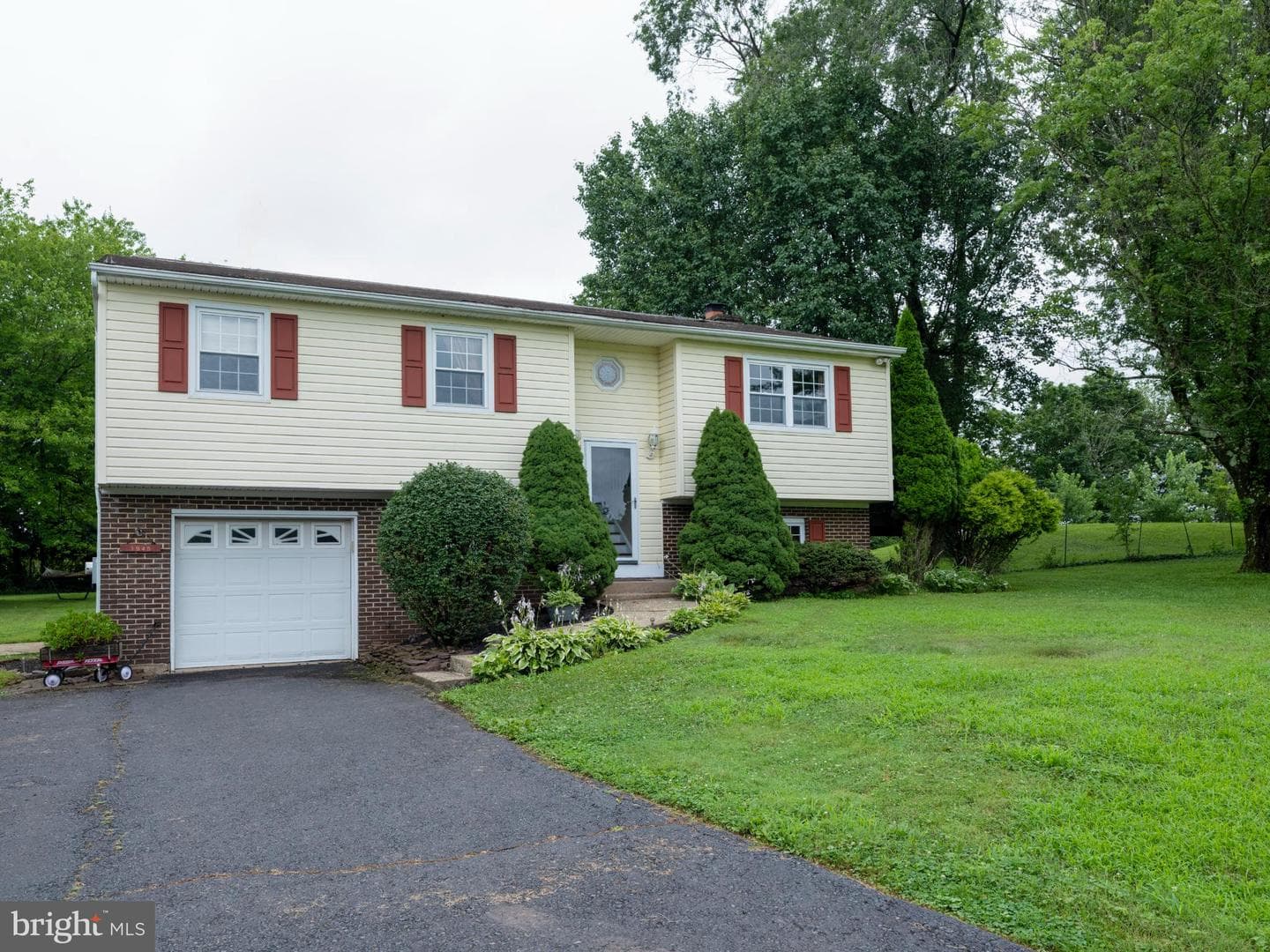 1945 Sweetbriar Road photo 26