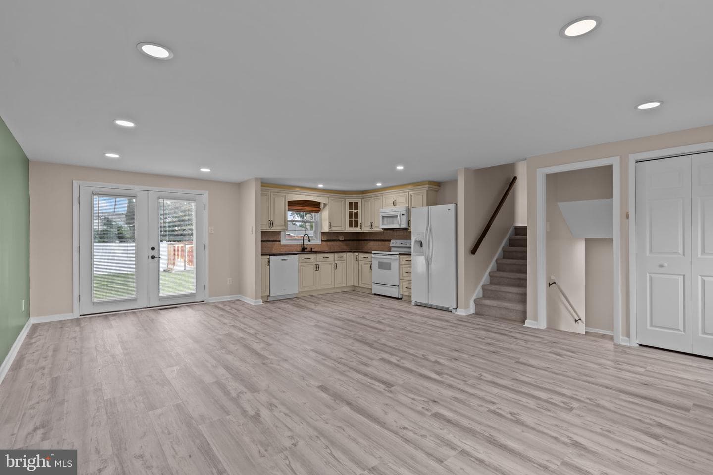 4617 Murray Street photo 6