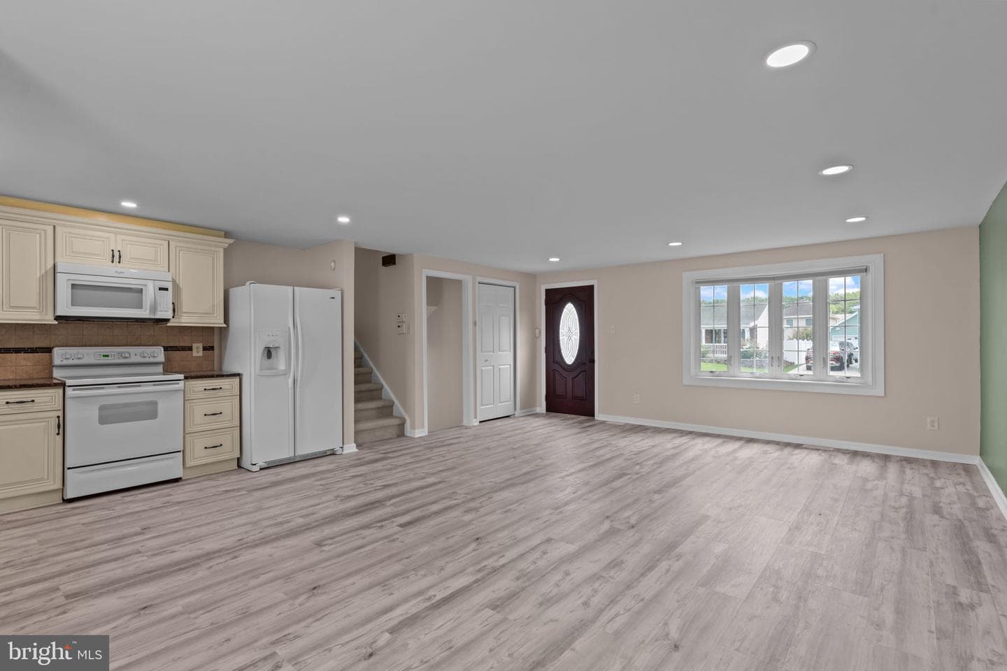 4617 Murray Street photo 7