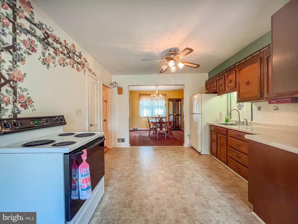 4546 Summit Lane photo 10