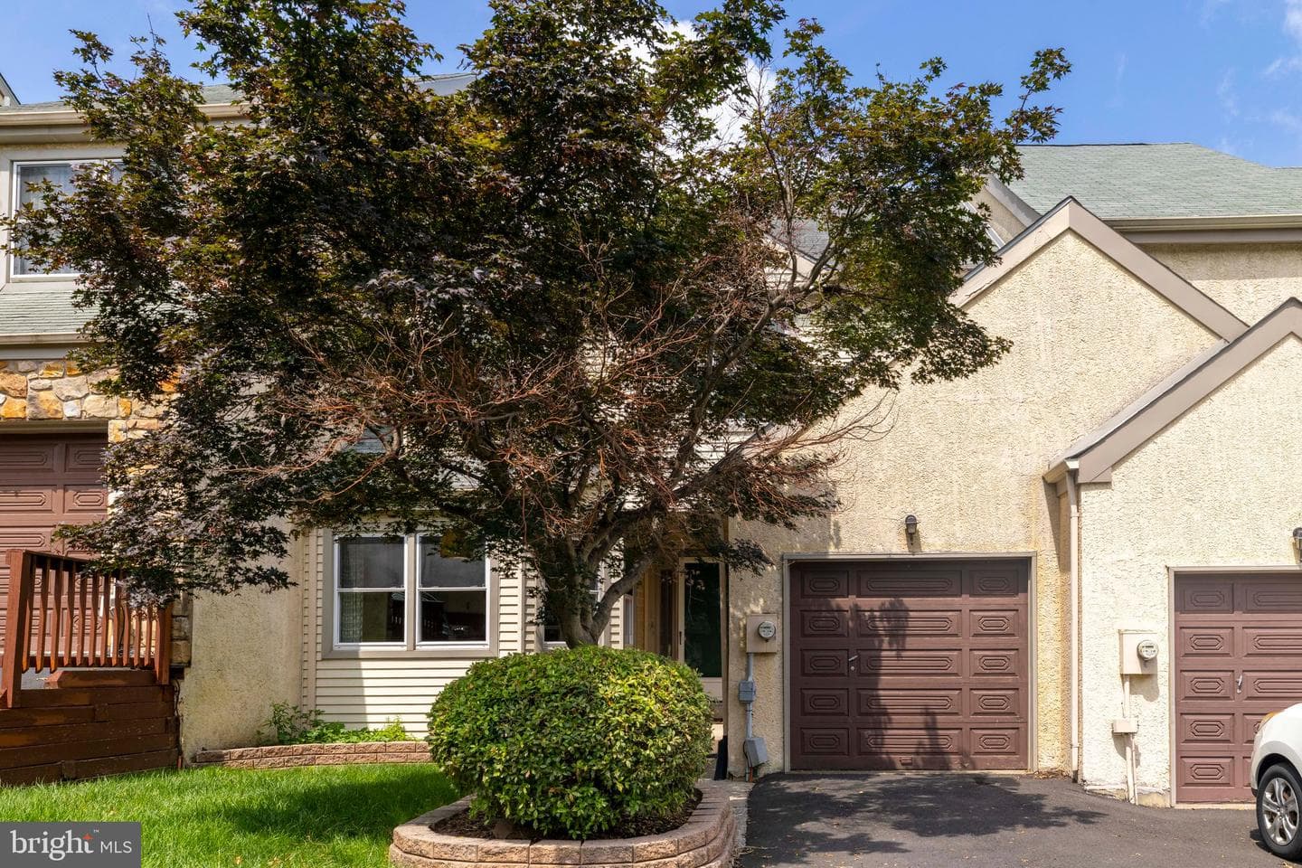 39 W Bellwood Drive