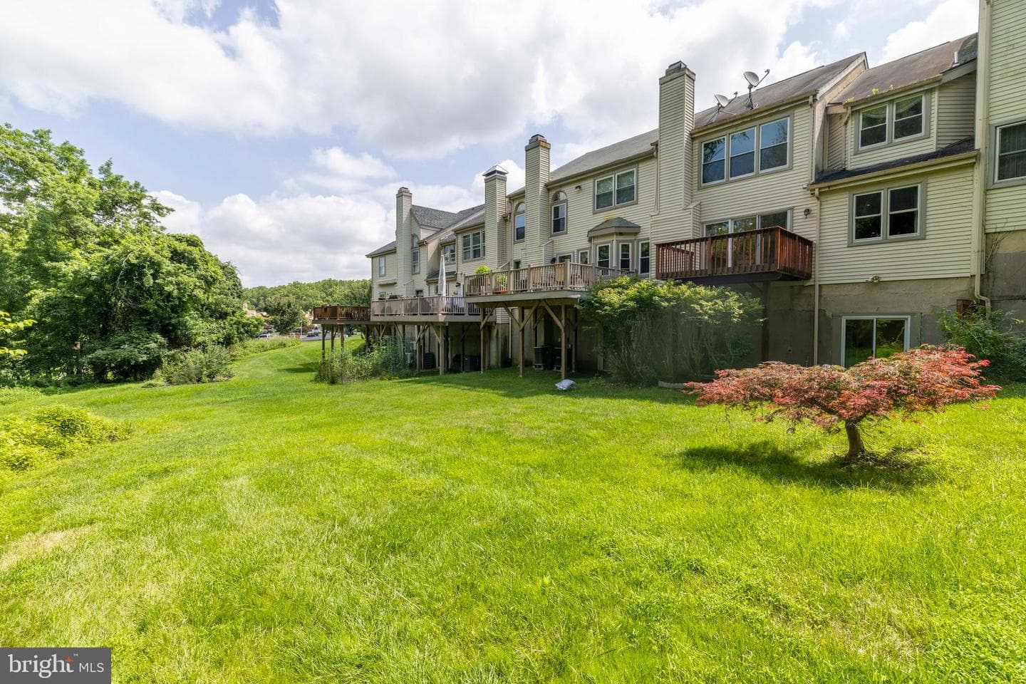 39 W Bellwood Drive photo 25