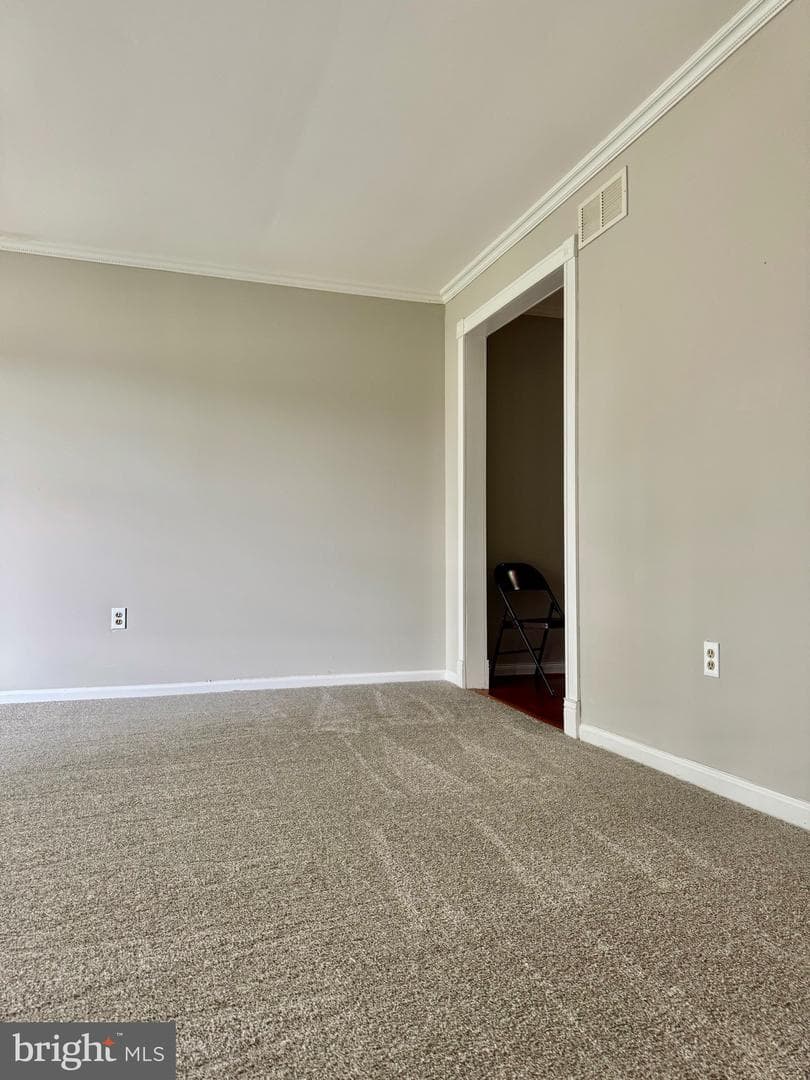 35 Beverly Drive photo 10