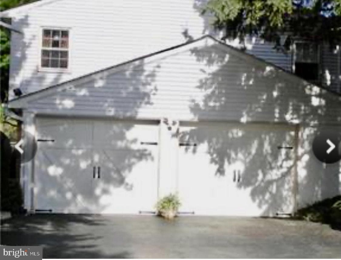 35 Beverly Drive photo 2
