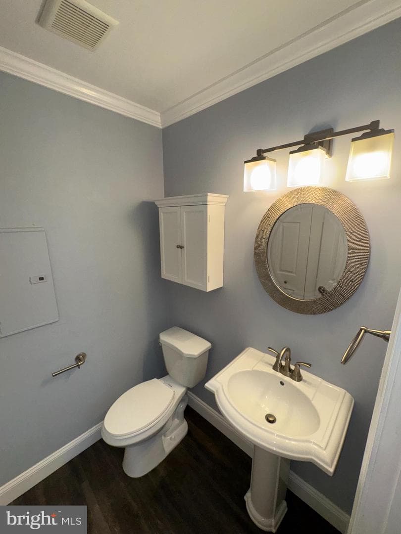 13 Everett Drive photo 6