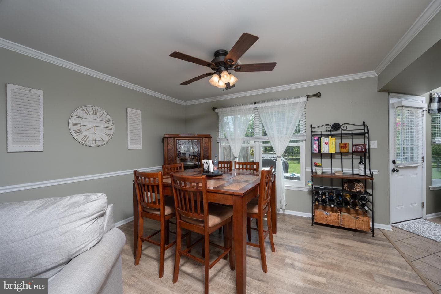1160 School House Lane photo 8