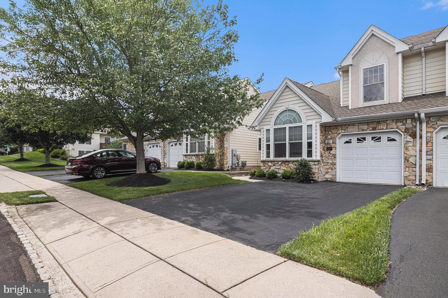 62 Ashley Drive photo 3