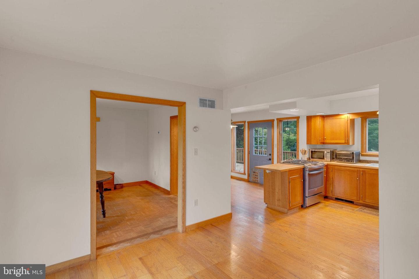 6875 Tohickon Hill Rd photo 11