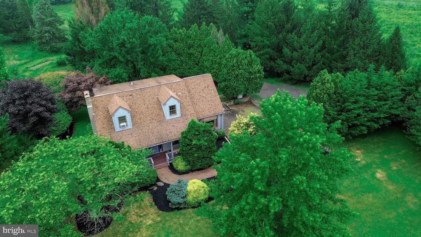 6875 Tohickon Hill Rd photo 31