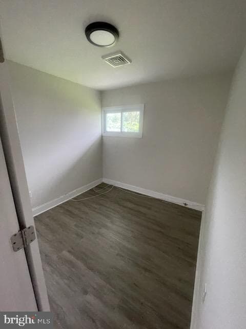 225 Oaktree Drive photo 10