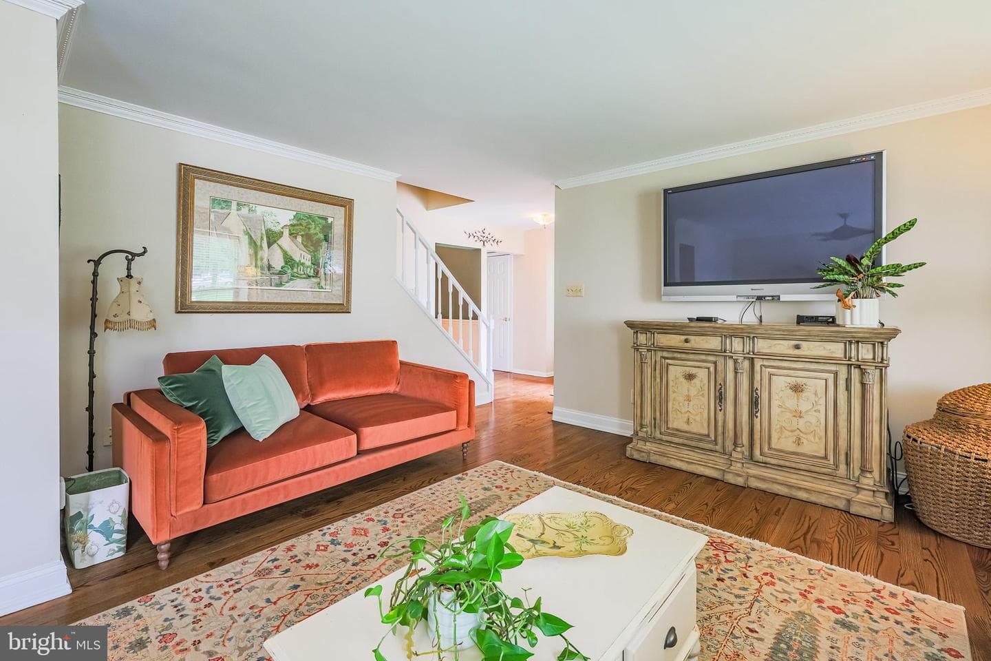 2460 Elfreths Alley photo 12