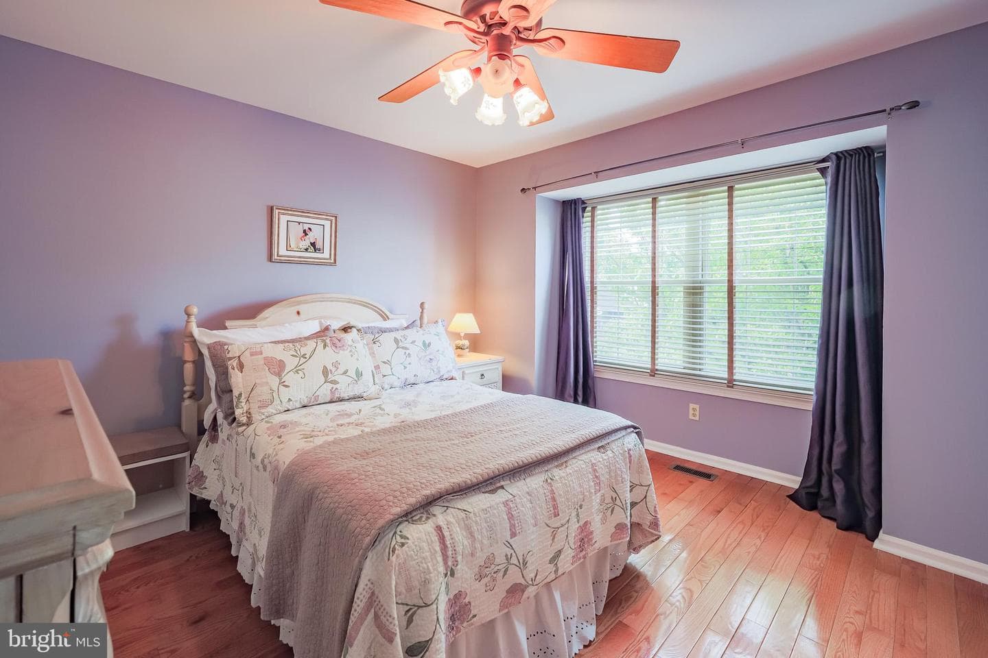 2460 Elfreths Alley photo 32