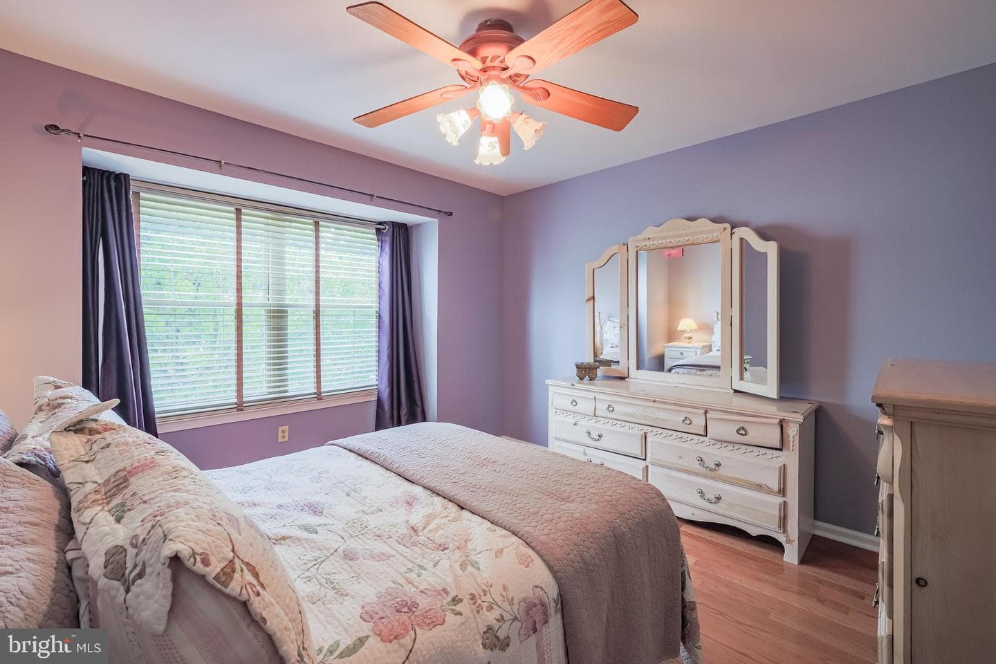 2460 Elfreths Alley photo 33