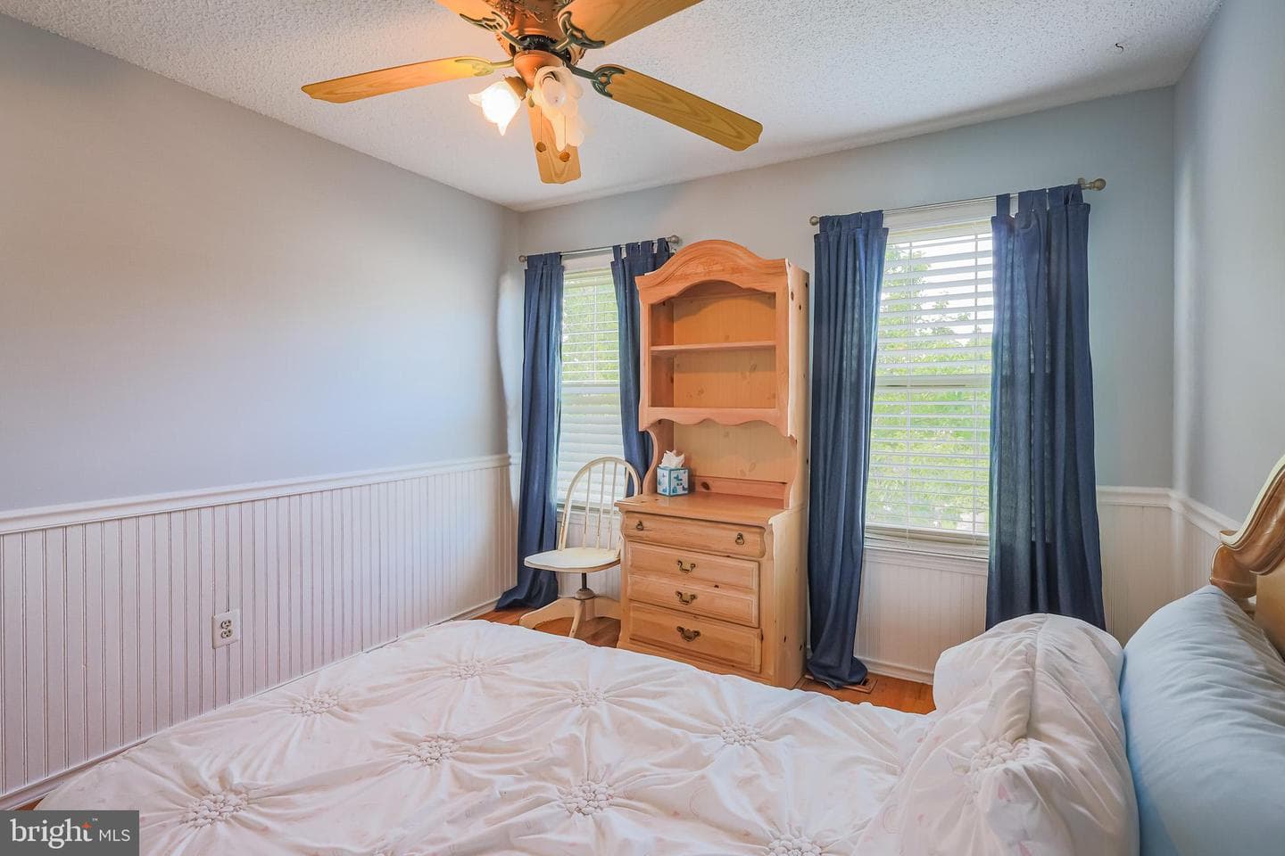 2460 Elfreths Alley photo 35