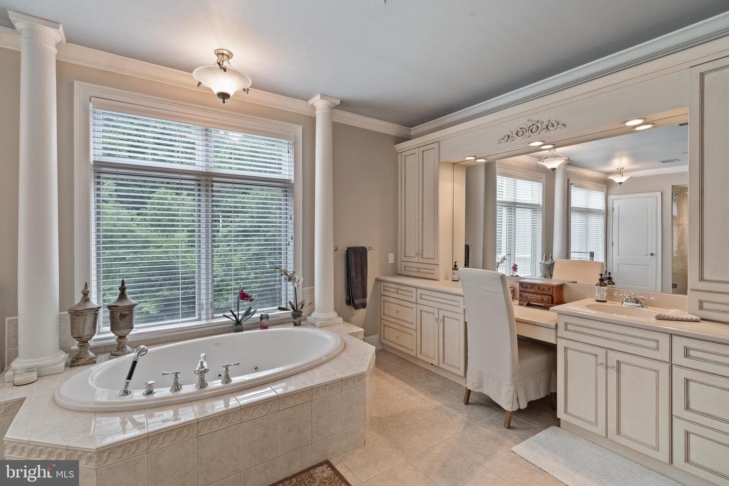 518 Waterview Place photo 28
