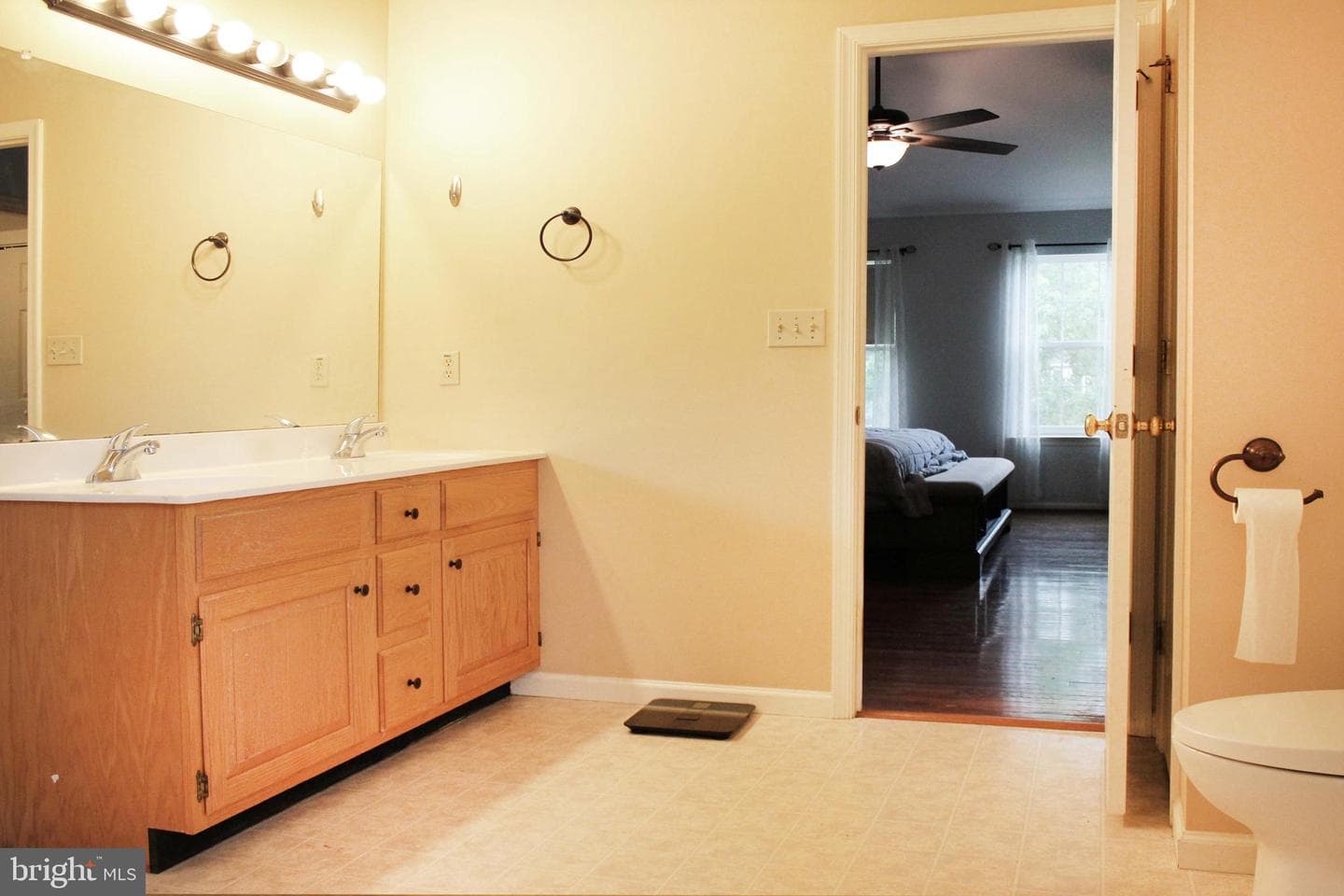 3277 Dovecote photo 17