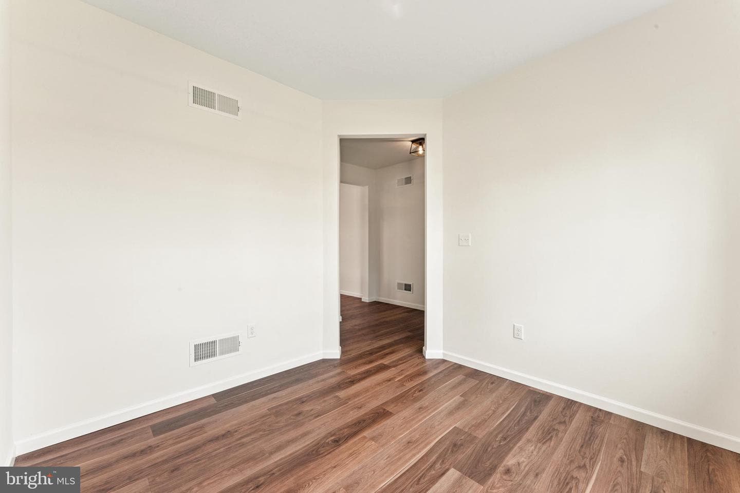 1844 Enclave Drive photo 8