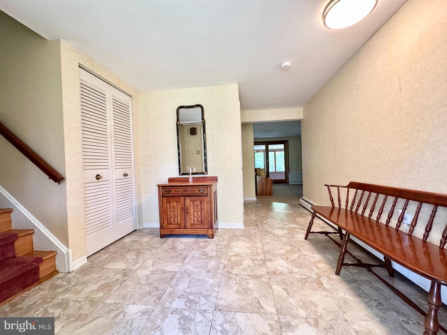48 Deerpath Road photo 2