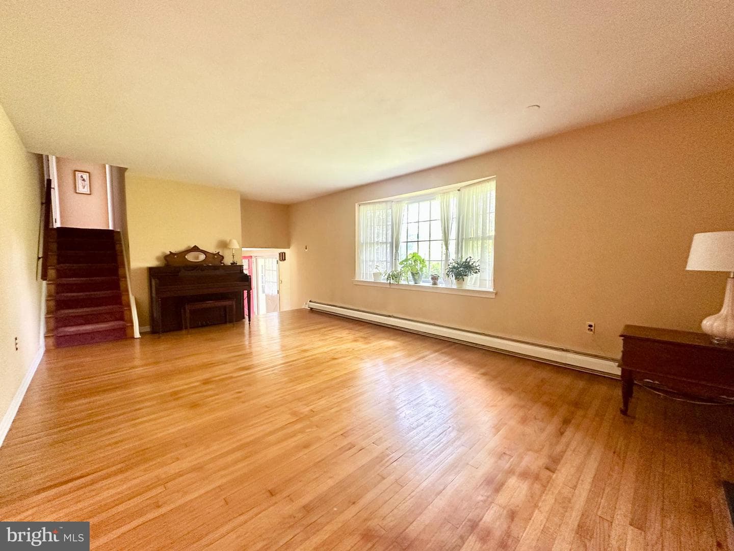 48 Deerpath Road photo 4