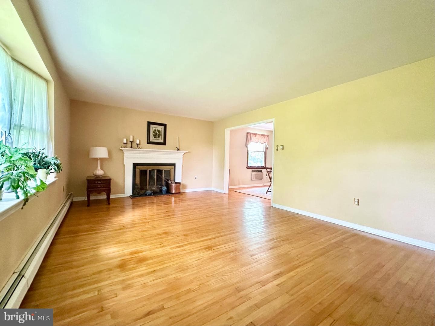 48 Deerpath Road photo 5