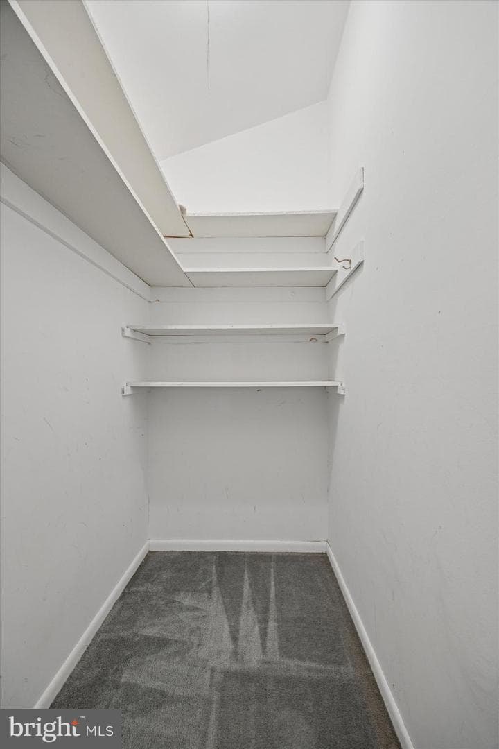 506 Portsmouth Court photo 13